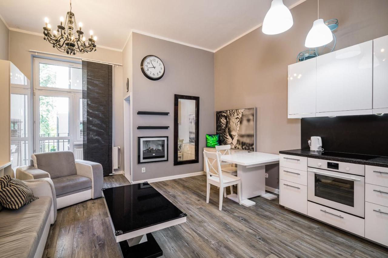 Apartament Glamour Konarskiego Wawelofts Krakau Buitenkant foto