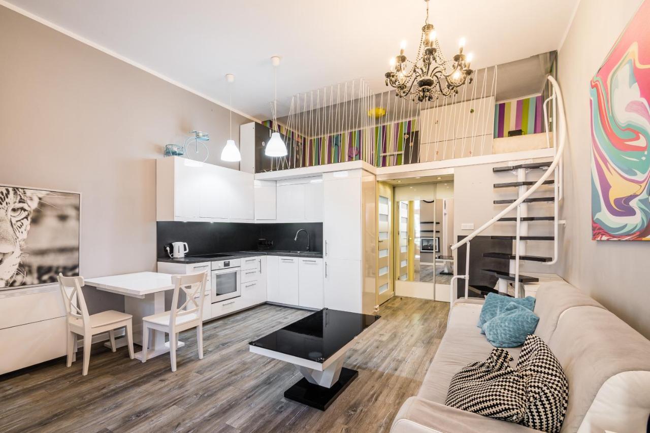 Apartament Glamour Konarskiego Wawelofts Krakau Buitenkant foto